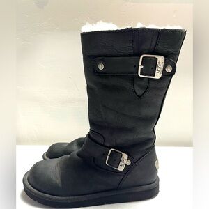 UGG Kensington Black Leather & Shearling 
Lined Moto Winter Boots Size 6